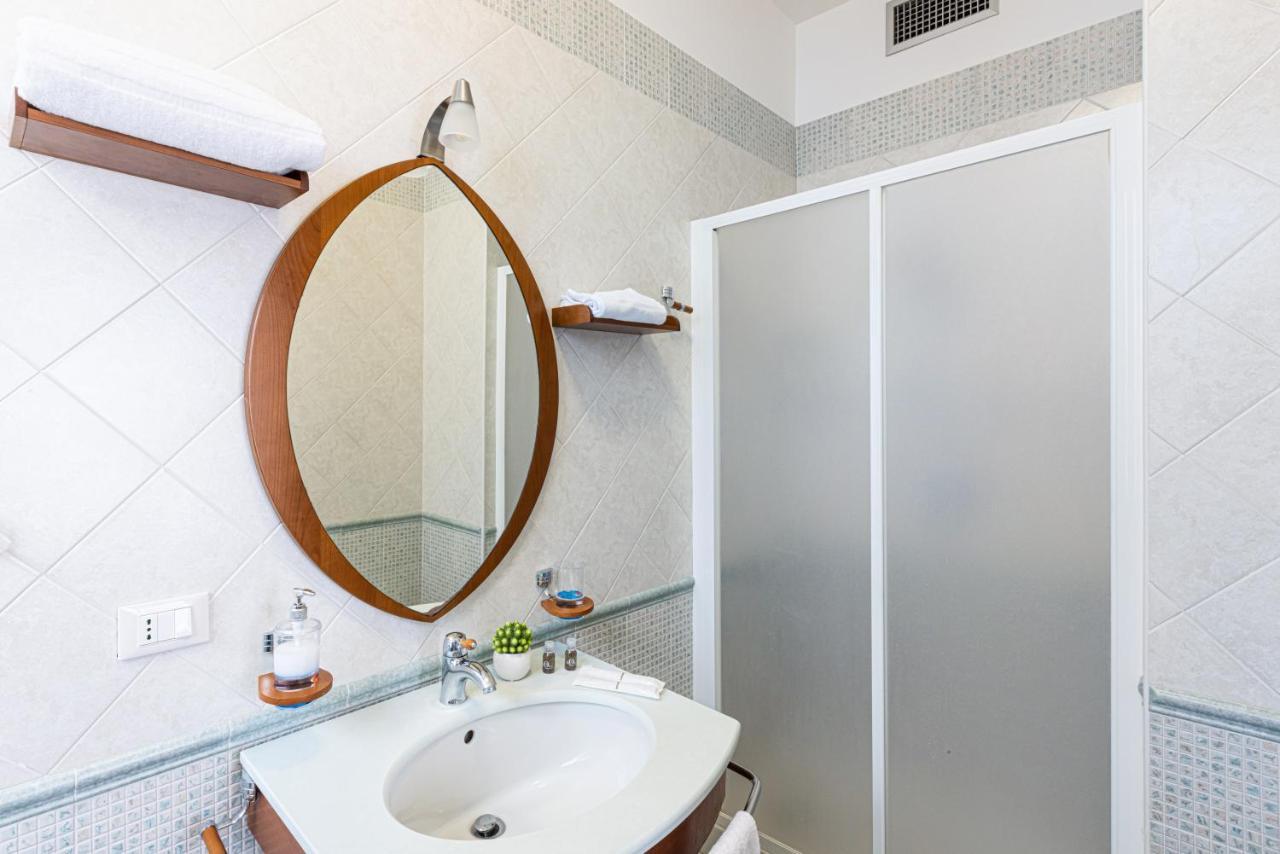 Sorrentovibes - Spacious 3 Bedrooms Apartment In Sorrento Oldtown Buitenkant foto
