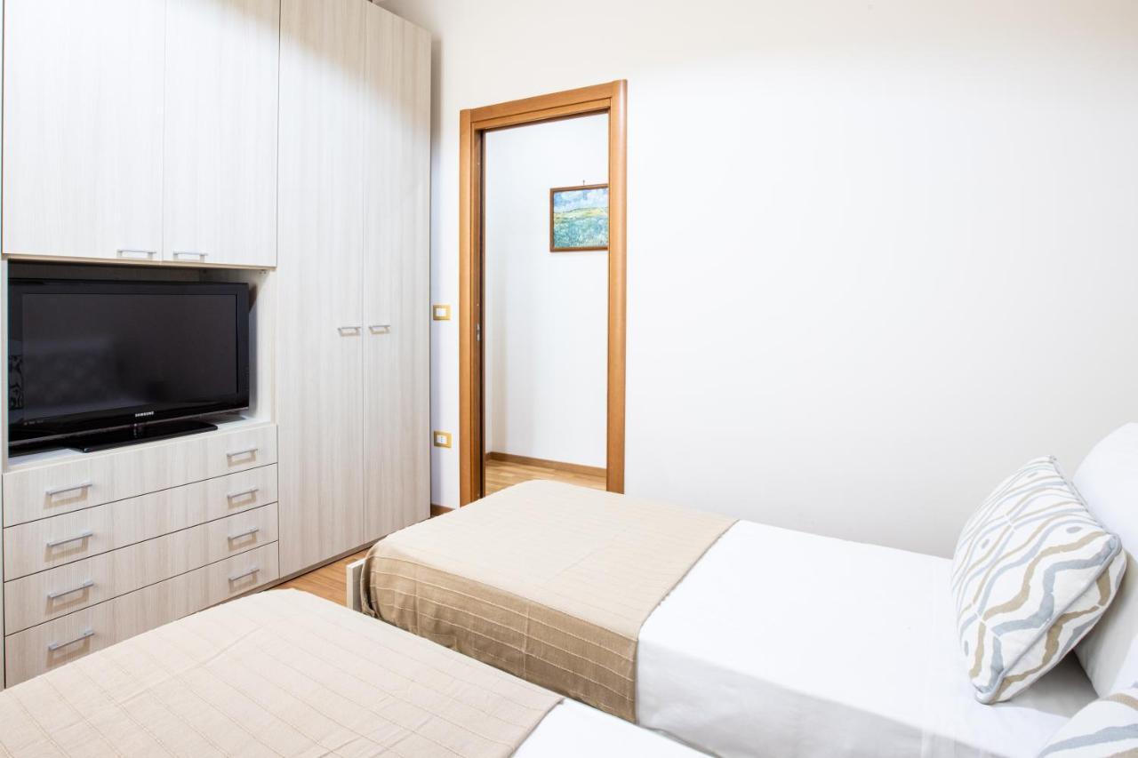 Sorrentovibes - Spacious 3 Bedrooms Apartment In Sorrento Oldtown Buitenkant foto