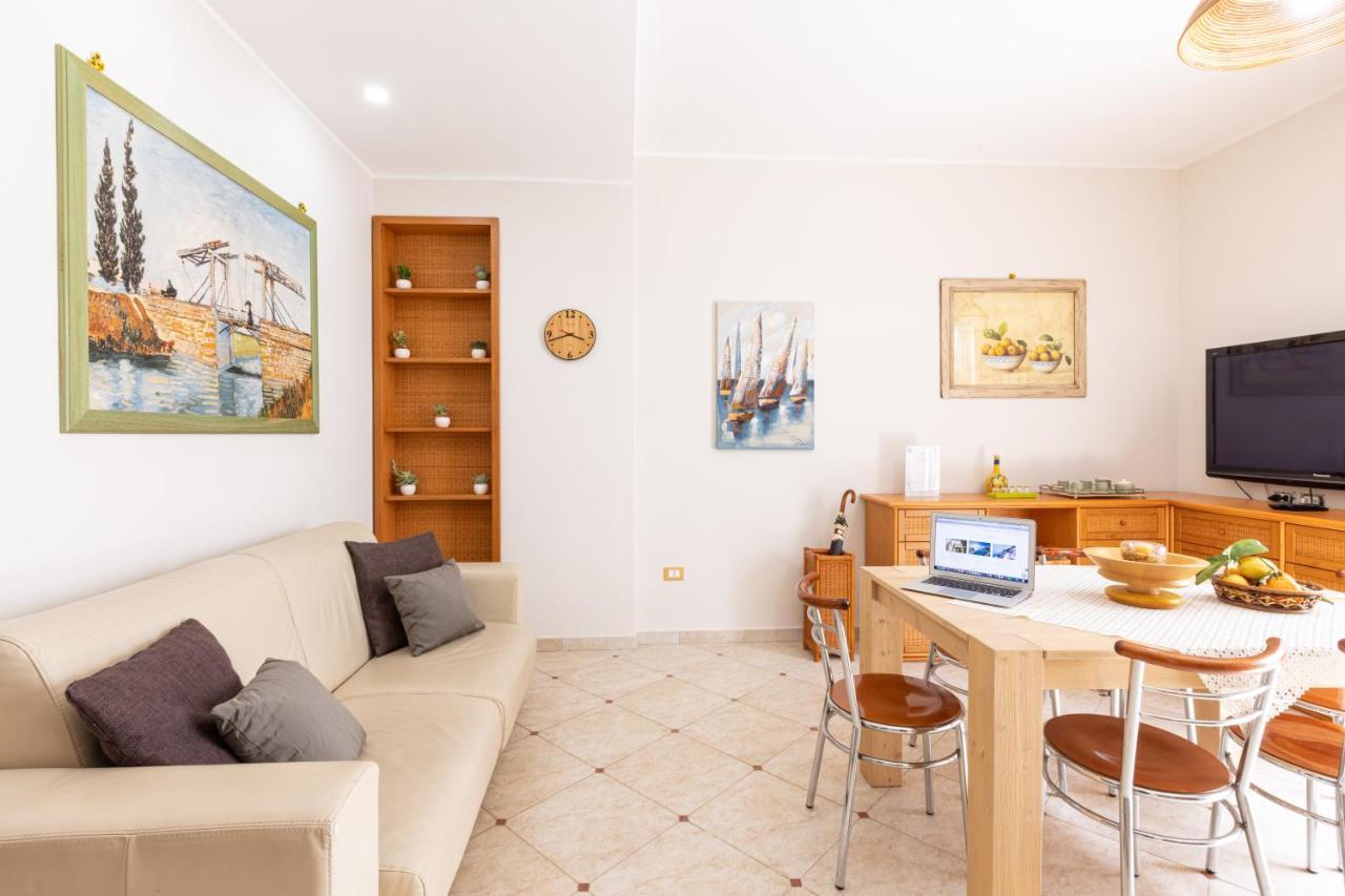 Sorrentovibes - Spacious 3 Bedrooms Apartment In Sorrento Oldtown Buitenkant foto